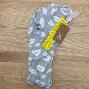 NWT angel dear zipper footed pajamas